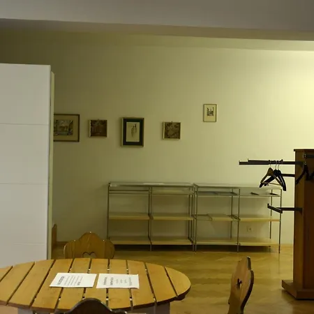 Grossraumiges Loft Mitten In Der Stadt - #129651 Appartement
